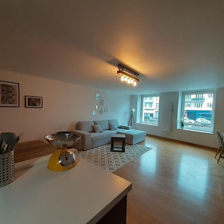 Apartamento Le Pinaud Épinal Exterior foto
